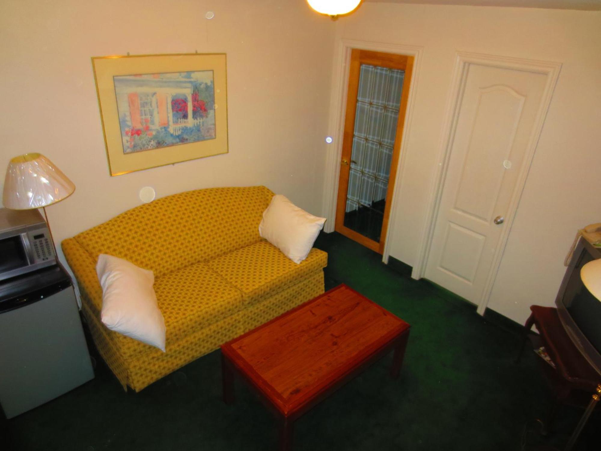 Canadiana Motel Hanover Εξωτερικό φωτογραφία