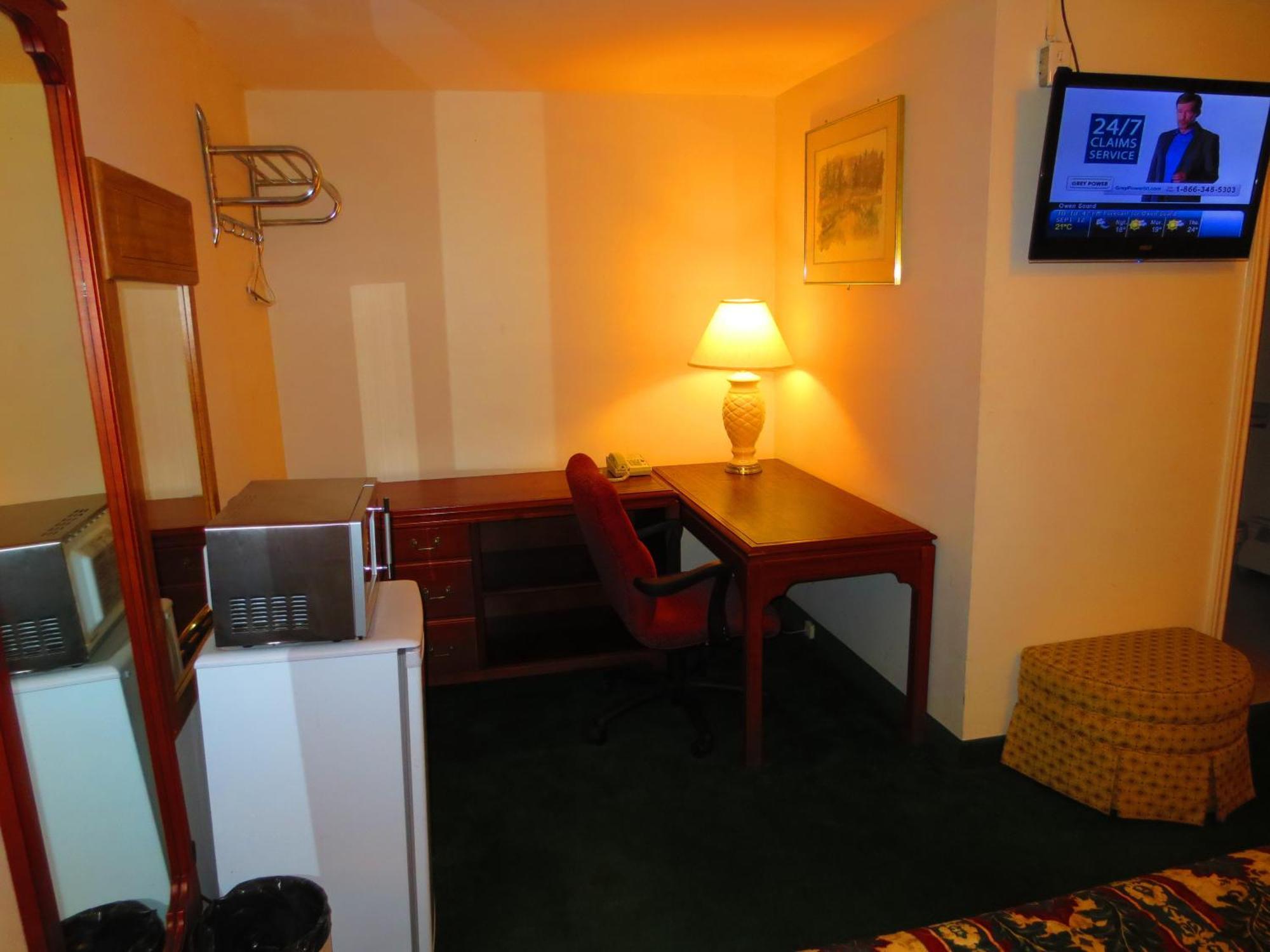 Canadiana Motel Hanover Εξωτερικό φωτογραφία