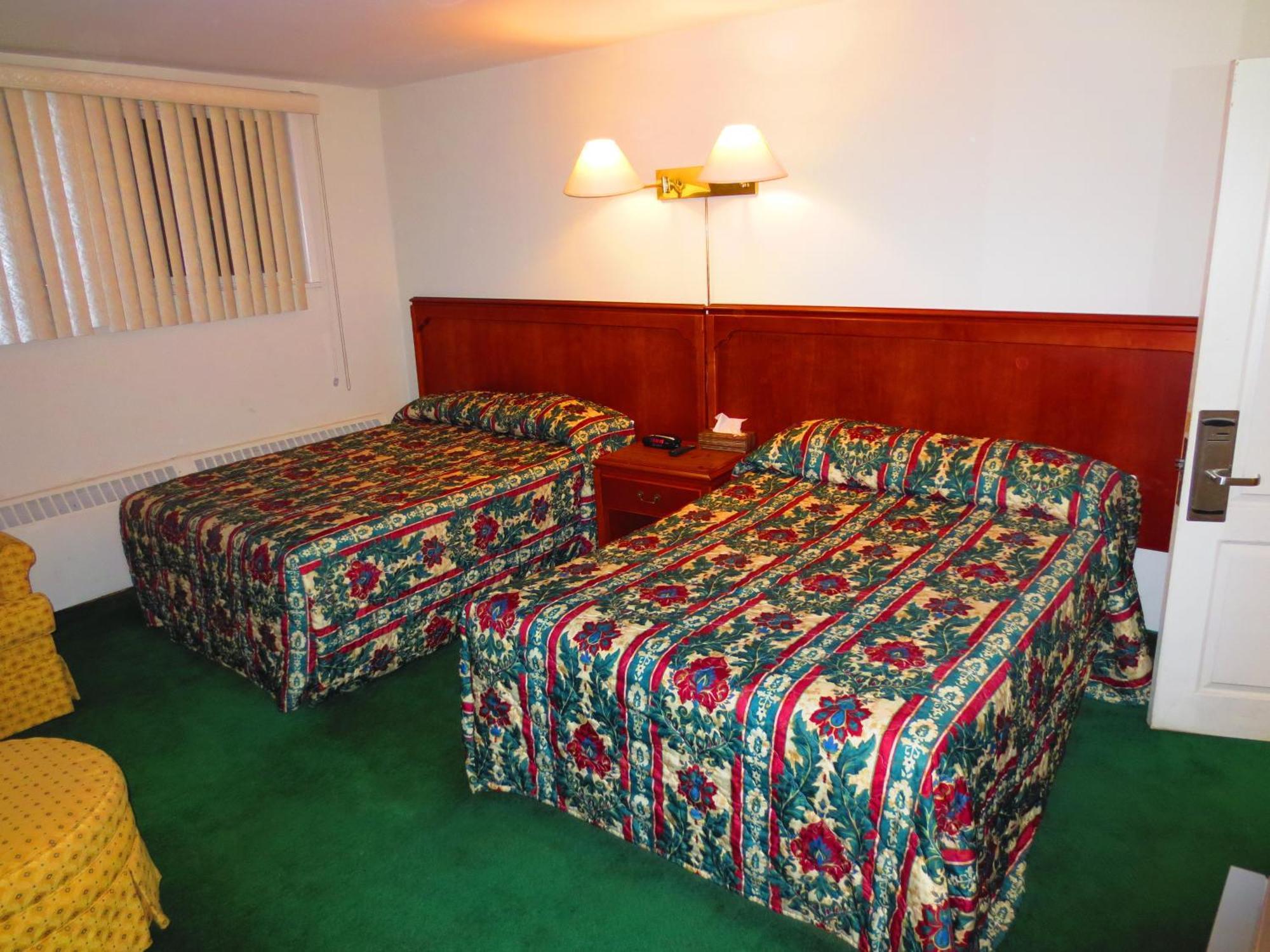 Canadiana Motel Hanover Εξωτερικό φωτογραφία
